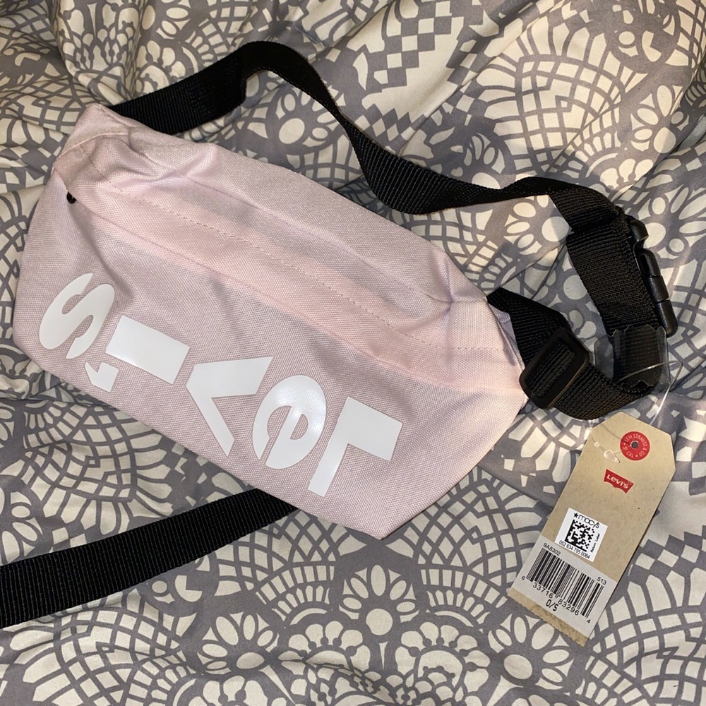Levi’s fannypack